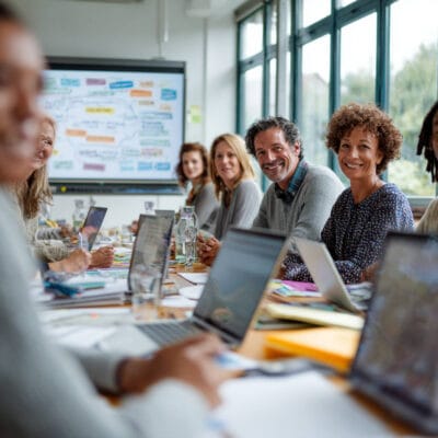 Scopri di più sull'articolo Chi sviluppa la programmazione didattica: ruoli e competenze essenziali